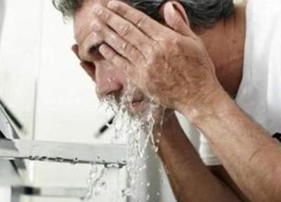 10 اشتباه بزرگ در شستن صورت 10 اشتباه بزرگ در شستن صورت